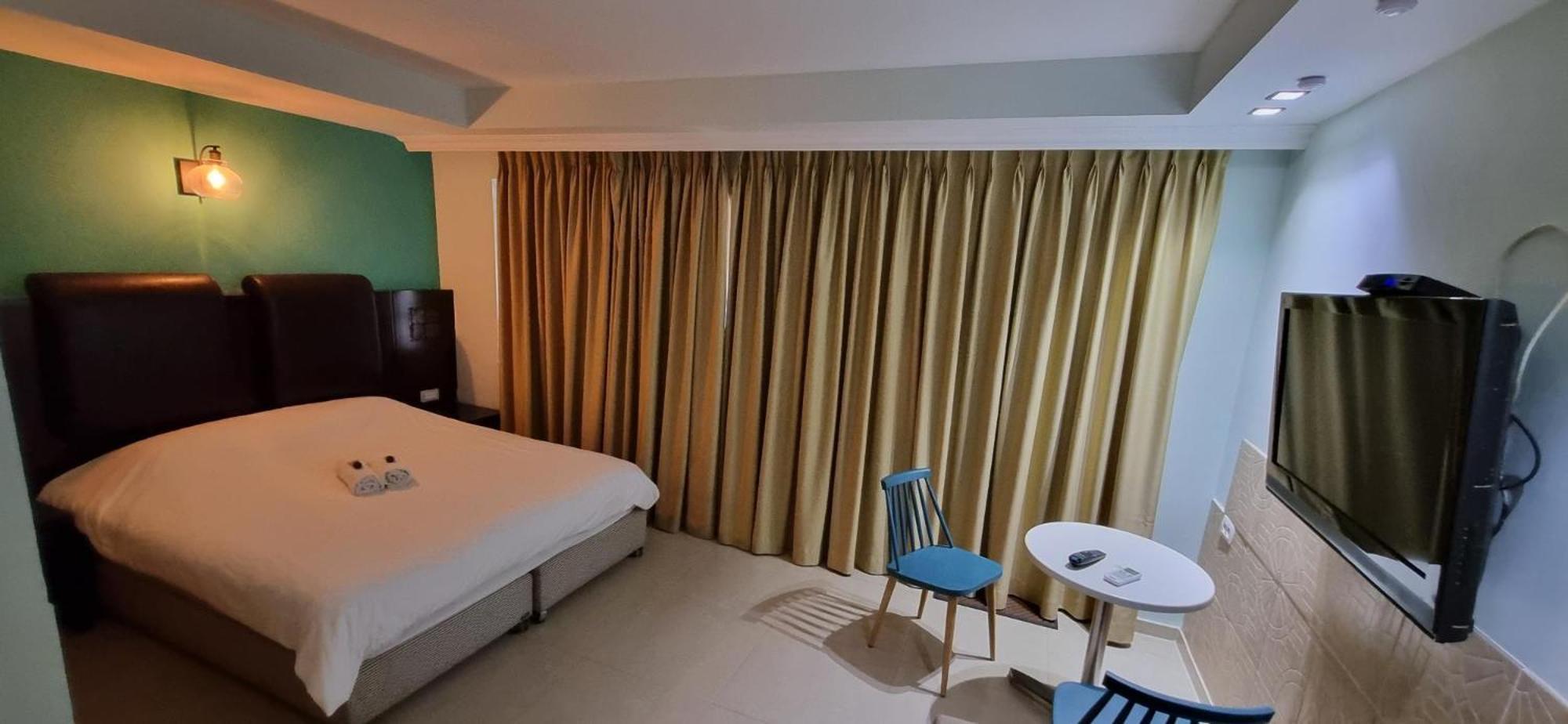 Marina Beach Hotel Tel Aviv Exterior photo
